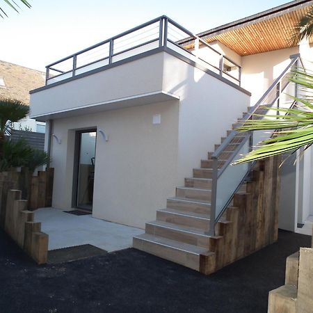 Les Maisons De Louise Pirou Esterno foto